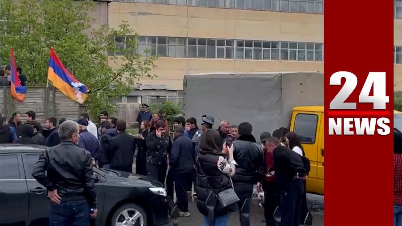 Քաղաքացիները մեքենաներով փակել են Գորիս-Երևան ճանապարհը