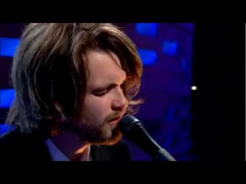 Fyfe Dangerfield - She's Always A Woman (Live on The Graham Norton Show)