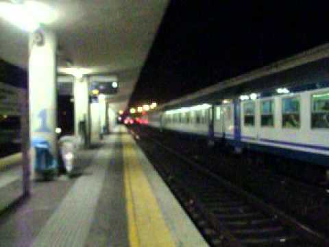 ICN 757 Torino PN Lecce in Transito a Torino Lingotto