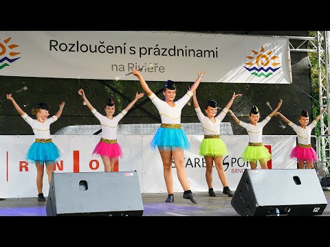 Mažoretky Baby Lassies (4K)