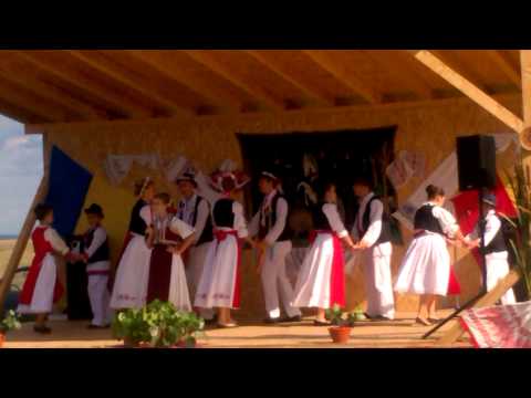 ANDREEA CHERELUSAN - DOAMNE CE FALOS II TATA - RUGA DE LA ALUNIS 2015 - WP 20150906 16 18 48 Pro