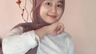 Download lagu #STORY WA TERBARU CEWEK MANIS BERJILBAB mp3 Download lagu #STORY WA TERBARU CEWEK MANIS BERJILBAB mp3