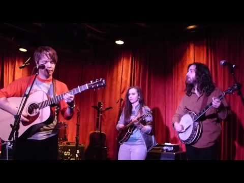 Billy Strings w Sierra Hull "The Train That Carried That Girl From Town" 12-21-2016
