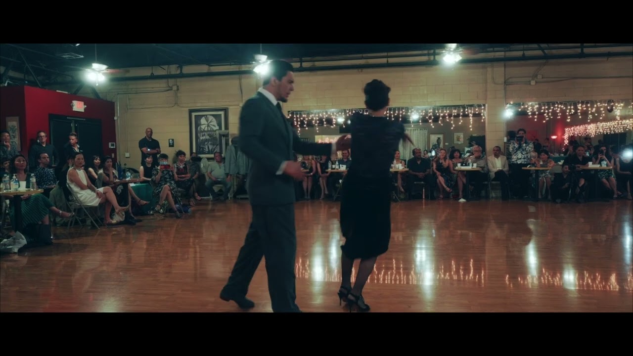 Miriam Larici & Leonardo Barrionuevo - Gallo CIego