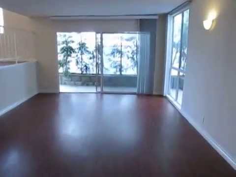 PL3967 - Upscale 3 Bed + Dining Room + 2 Bath Multi-Level Apartment For Rent (Santa Monica, CA).