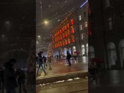 Rua de luxo no Natal - Bahnhofstrasse Zürich