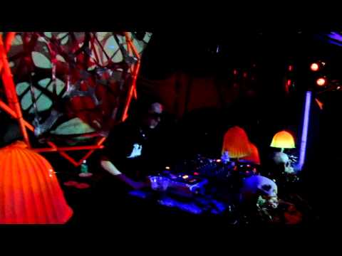 Mizuki Aka Savage Scream Dj Set At- Brainbusters Monsters Ball 2010 - tokyo