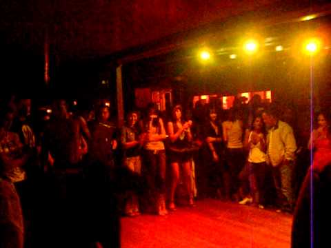 capoeira show by jeff @ enzo de cuba bournazi