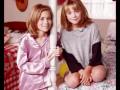 Mary Kate and Ashley Olsen Identical Twins 