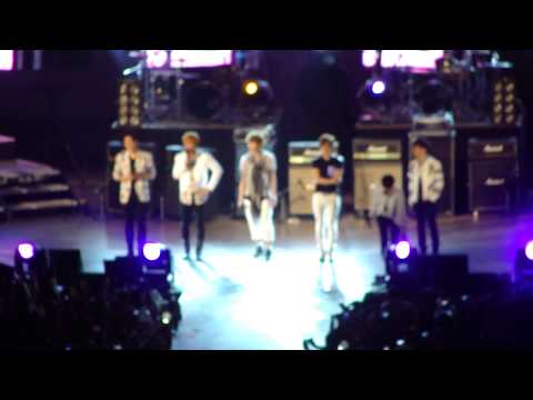 [HD] 130427 BEAST Dongwoon English Talking @ KMF 2013