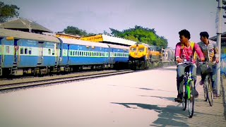 preview picture of video 'Freight from Bangladesh WDG4D with BTPN Crossing Kaliyaganj via Birol-Radhikapur Border'