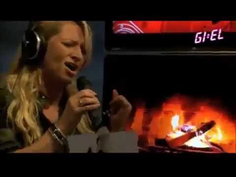 2 Brothers On The 4th Floor - Dreams - live @giel3fm @DesrayNL