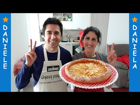 Puff Pastry Cake with Apples and Jam - Recipe