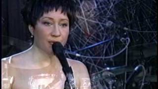 Heatwave ~ God only knows / Holly Cole