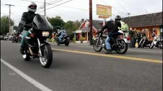 preview picture of video 'Isle of Vashon TT 2012 - Vintage Motorcycles Drive-by'