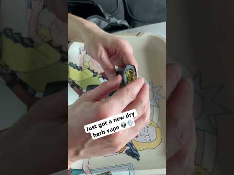 Just got a new dry herb vape… review coming soon 👽💨