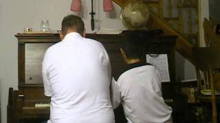 Kaden and Stan Long do 4Hand Maple Leaf at Skunk Hollow 2012