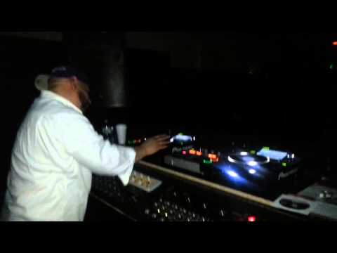 Lou gorbea rockin eddie nicholas"shake"@crossroads