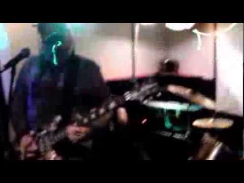 Cydernide live at The Red Lion, Bristol 31st December 2013