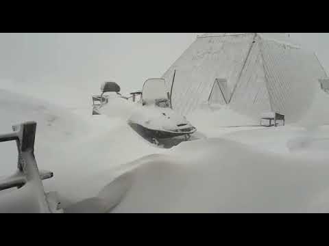 Mediafax 07 Mai - Zăpada proaspătă la munte