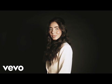 Izzy Escobar - Jackie O (Official Lyric Video)