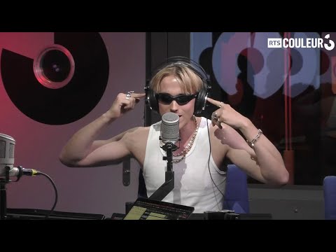 Exclusive Live Performance by Cinnay at COULEUR 3 (NAYUNO) (featuring Badnaiy)