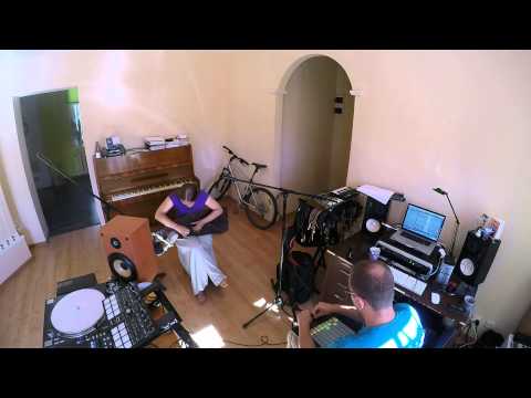 Laima Jansone and Dj Monsta Improvisation/Rehearsal
