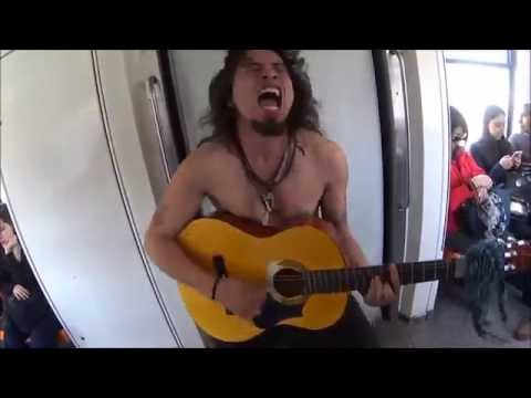 Rafael Budú en metro de Stgo. 2016 HD NUEVO
