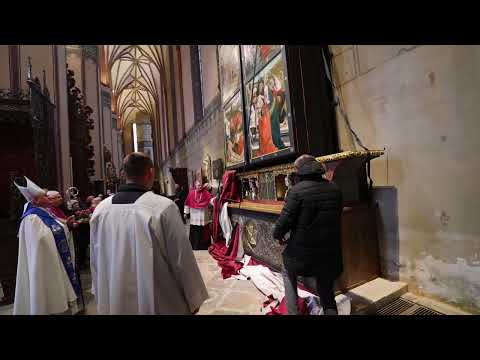 Poliptyk. Odsłonięcie pierwszego ołtarza katedry fromborskiej po konserwacji. Grudzień 2023