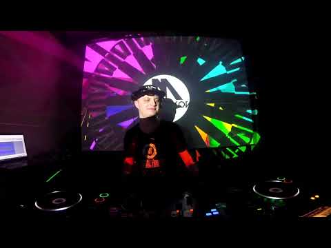 Darren Emerson, John Digweed, Nick Muir - Fanfare ( Mushtukov Remix )