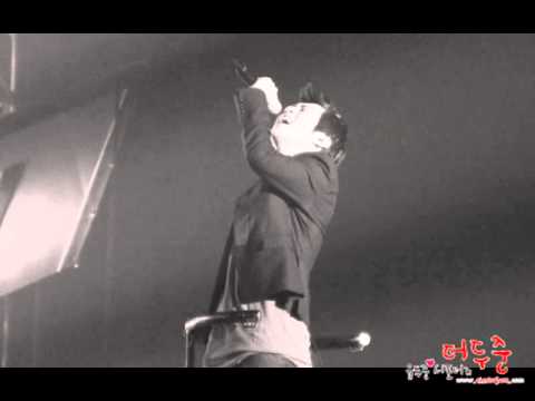 [FANCAM] #87 When the door closed - Doo joon @ Welcome Back to BEAST Airline 110218-19