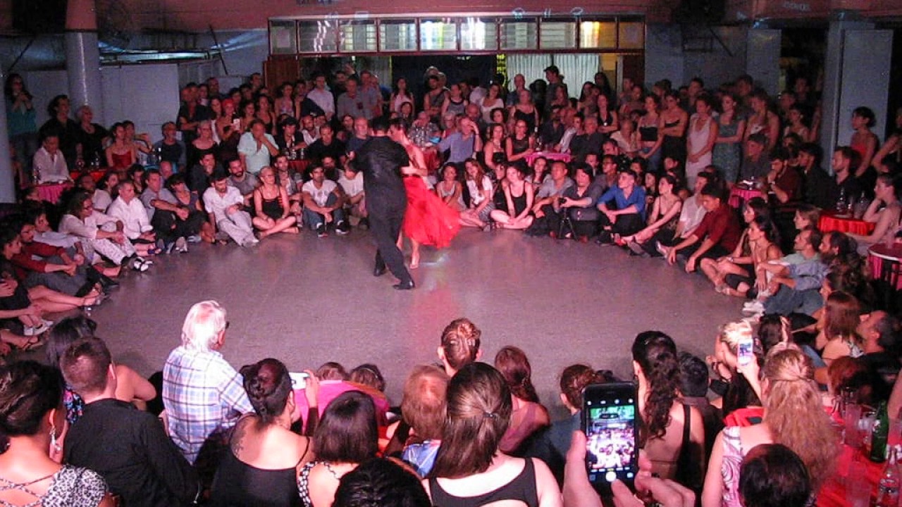 MARIANO "CHICHO" FRUMBOLI y JUANA SEPULVEDA en Viva La Pepa! Milonga (6/6)