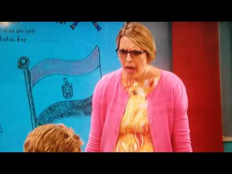 Captain man kisses miss Shapen