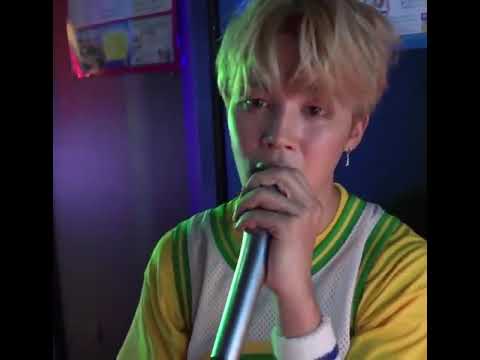 Jimin singing #Love Yourself [Justin Bieber] | [BANGTAN BOMB] BTS' exciting game room#4