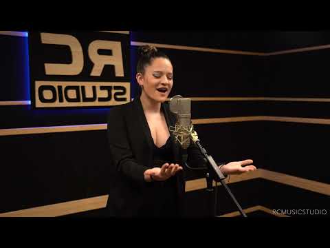 Nayra Gomar (Cover)- La Saeta.