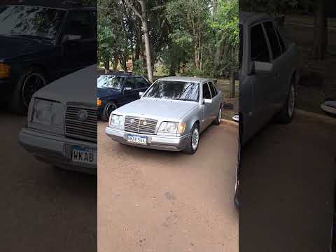 Encontro Mercedes-Benz Club Clásicos Alto Paraná em Hernandarias