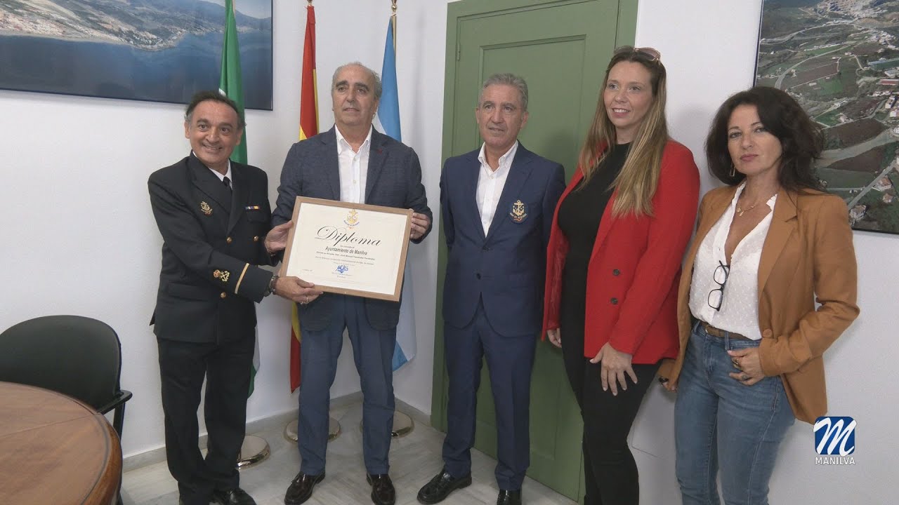 Reconocimiento de Alborán Azul al Alcalde