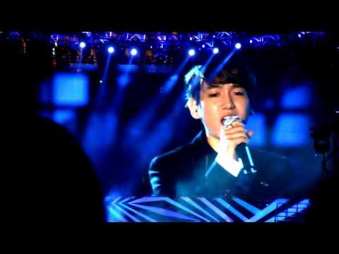 121123 Smtown Singapore part 20 Ryeowook Onew Exo Open Arms