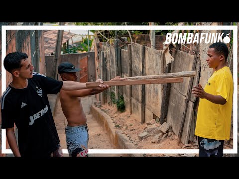 Mc Maiquinho - MULHER CASADA (Official Vídeo Clip) BOMBAFUNK