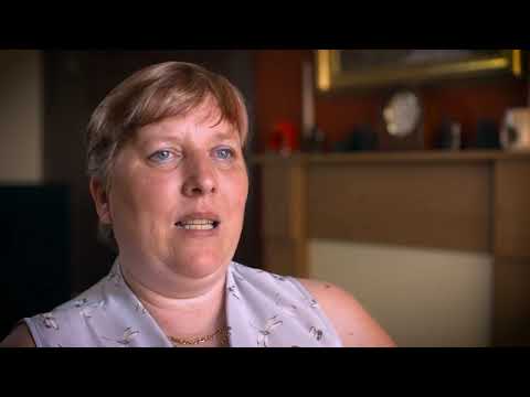 Specsavers optician spotted Donna’s life-threating brain tumour | Specsavers