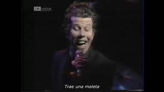 Música para Camaleones. Tom Waits. En el fondo del agujero. 8. Red Shoes (By The Drugstore)(Español)