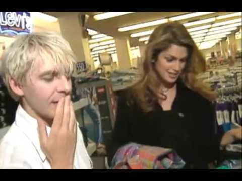 download lagu mp3 mp4 Duran Duran Shop, download lagu Duran Duran Shop gratis, unduh video klip Duran Duran Shop