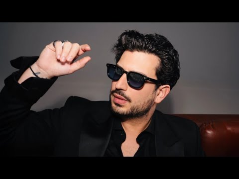 Γιώργος Ξυλούρης - Όταν Τον Φιλάς | Lyric Video