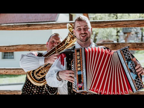 duo SAJBERT - Pod lipico zeleno