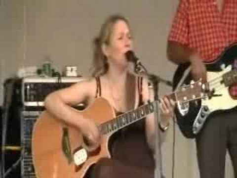 Nerissa and Katryna Nields - The Right Road