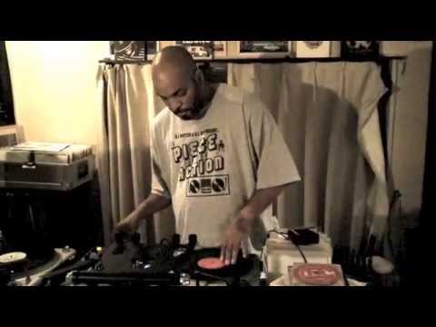 DJ Dez a.k.a Andrés scratching at the lab in Tokyo