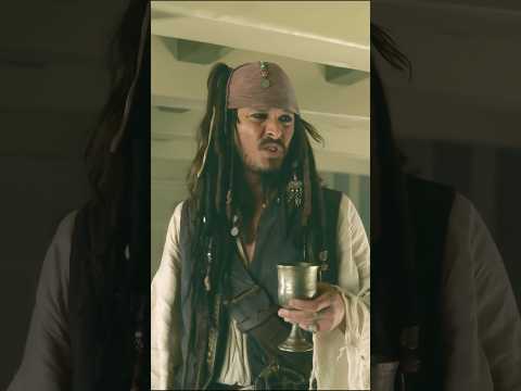 Пранк над Джонни Деппом: налили НАСТОЯЩИЙ ром! 🤣