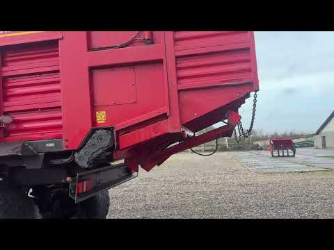 Video: Schuitemaker Rapide 8400 forage wagon 1