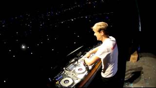 Armin Van Buuren playing MaRLo-BOOM at ASOT600 Mexico