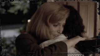 Scully & Mom - The X Files - video